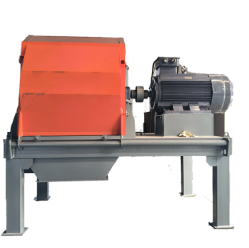 Broyeur à marteaux en bois